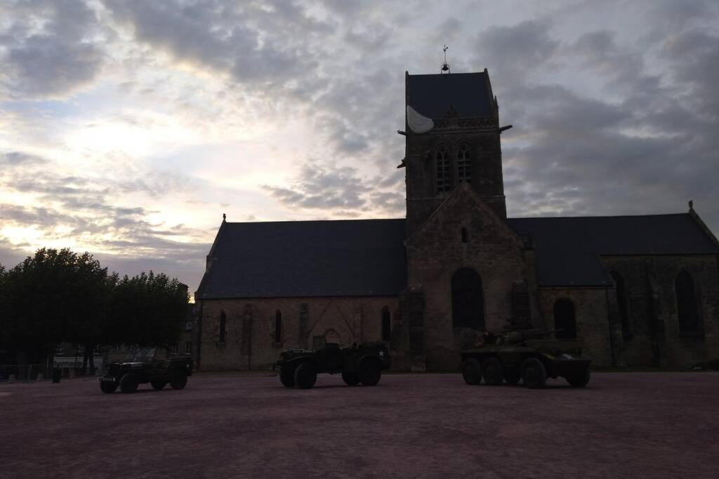 Gite** De Pauline A Sainte Mere Eglise Exterior photo